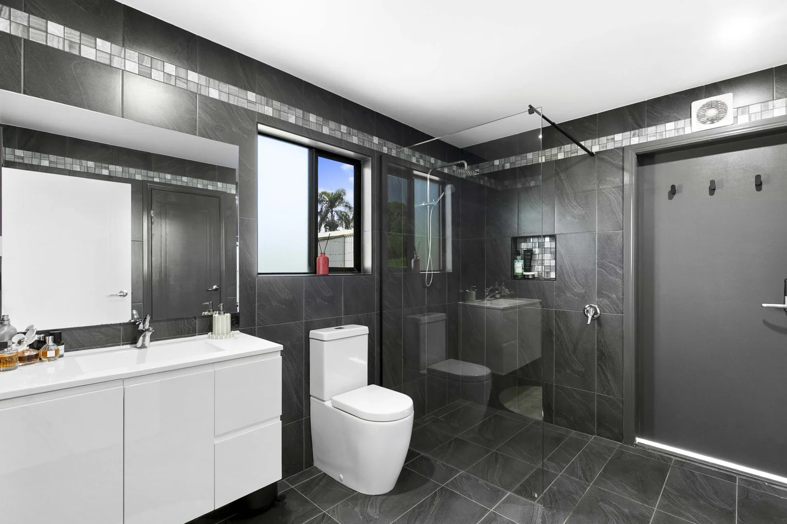 Additional image 11 of 11 Dartmouth Street, Torquay QLD 4655