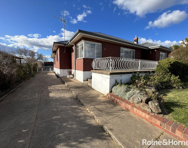 77 Bletchington Street, Orange NSW 2800