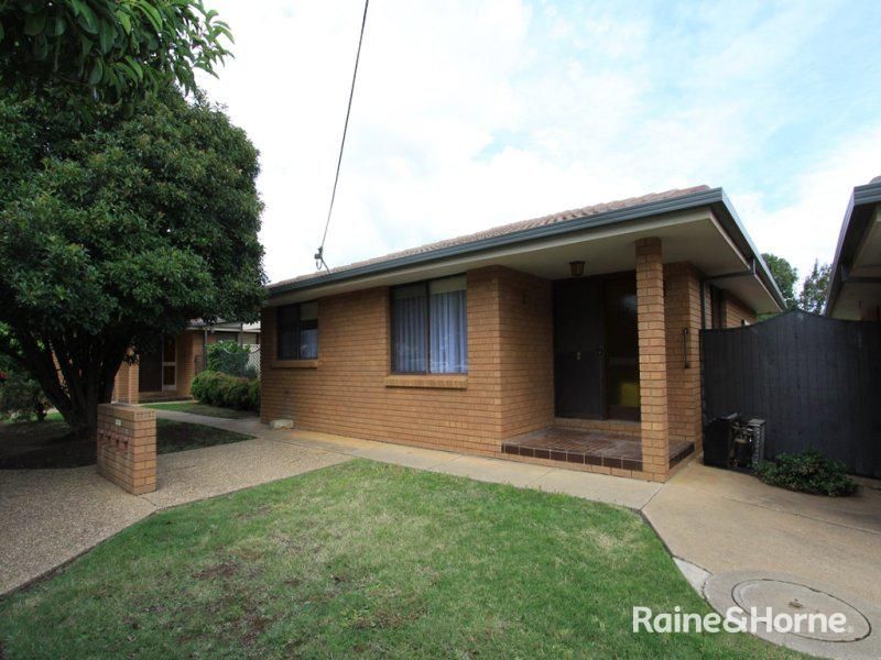 3 bedrooms Apartment / Unit / Flat in 2/61 Main Street LAKE ALBERT NSW, 2650