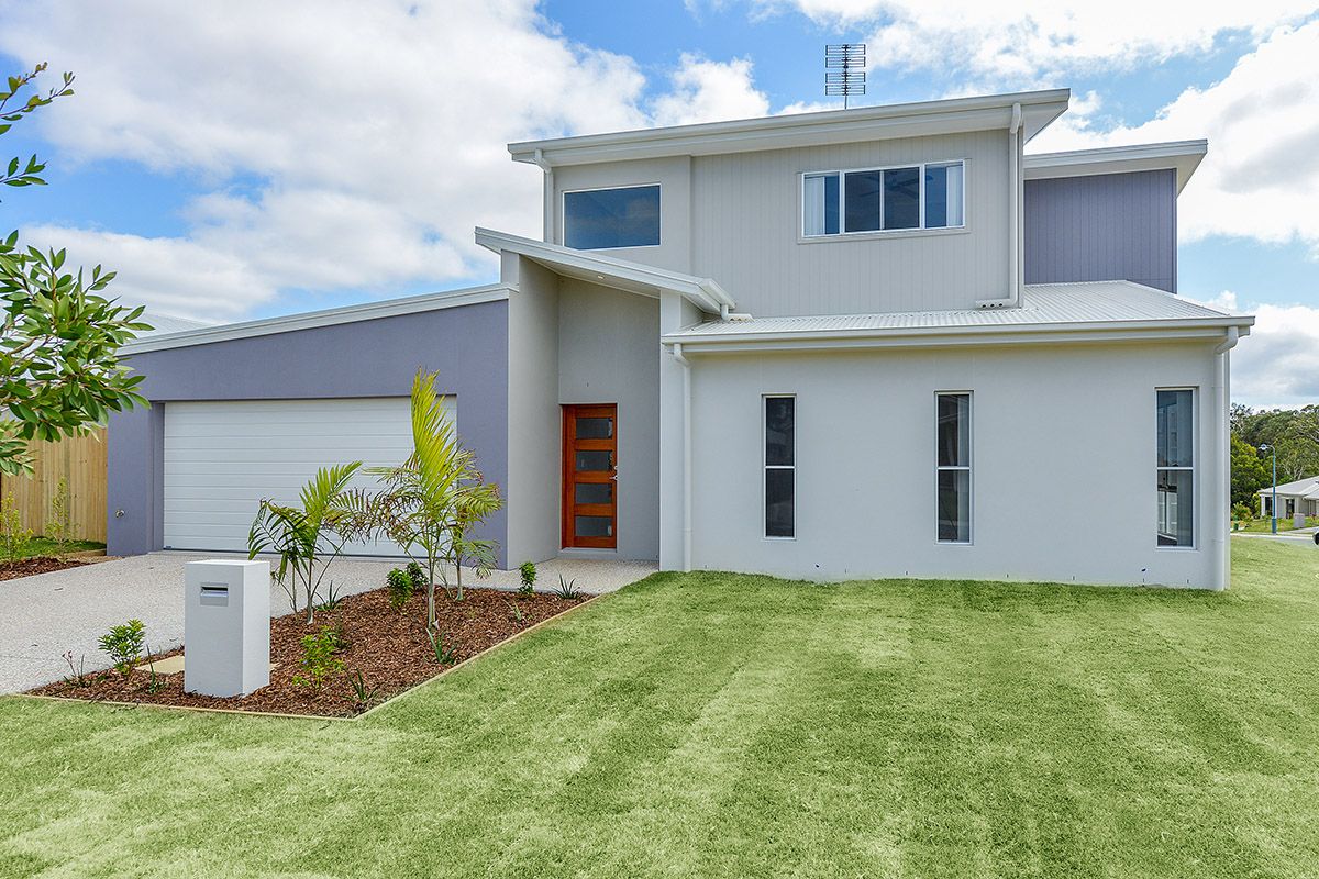 4 bedrooms House in 2/7 Pepperberry Circuit PEREGIAN SPRINGS QLD, 4573
