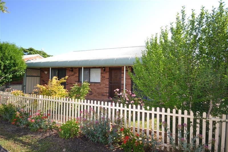 2/10 Roth Court, Mudgee NSW 2850, Image 0