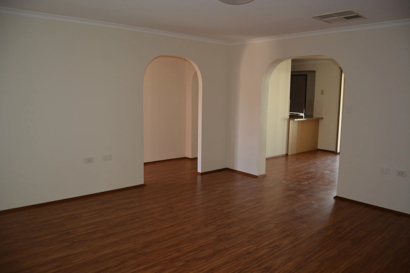 Additional image 5 of 7 Nyaroo Ct, Roxby Downs SA 5725