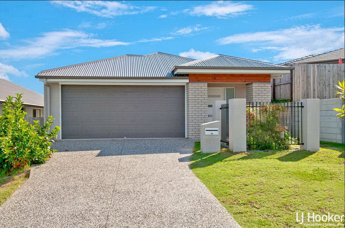 4 bedrooms House in 42 Verdi Street YARRABILBA QLD, 4207