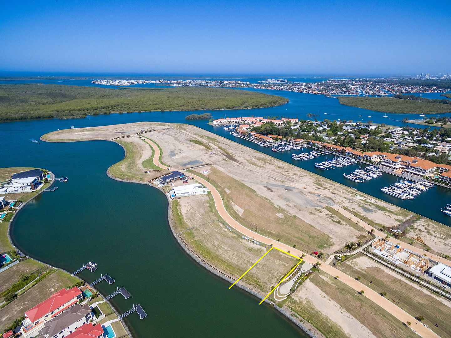 8831 The Point Circuit , Hope Island Property History & Address Research Domain