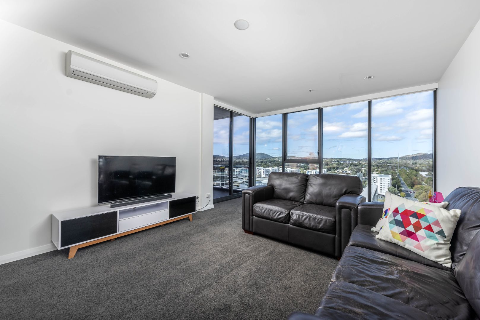 209/39 Benjamin Way, Belconnen ACT 2617, Image 2