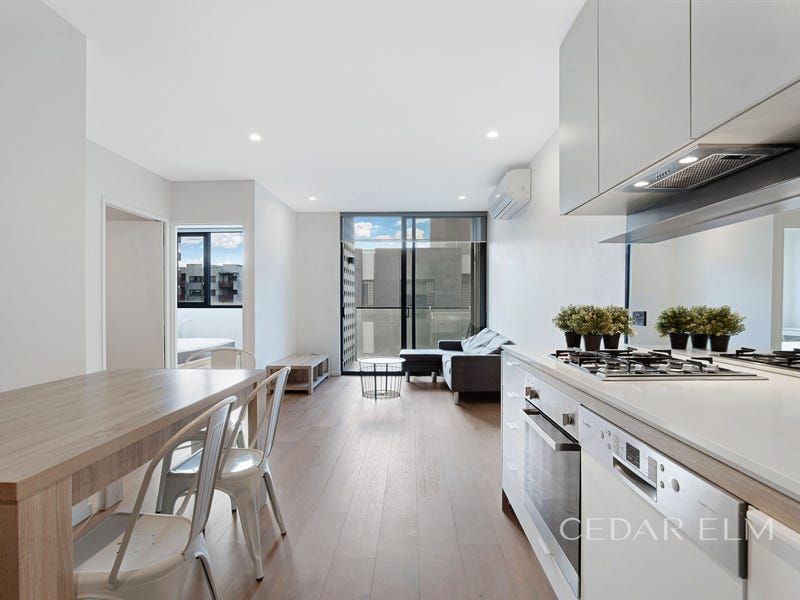 2 bedrooms Apartment / Unit / Flat in 604/495 Rathdowne Street CARLTON VIC, 3053