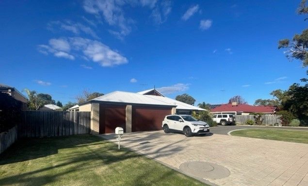 8 Blue Wren Gardens, Coodanup WA 6210, Image 1