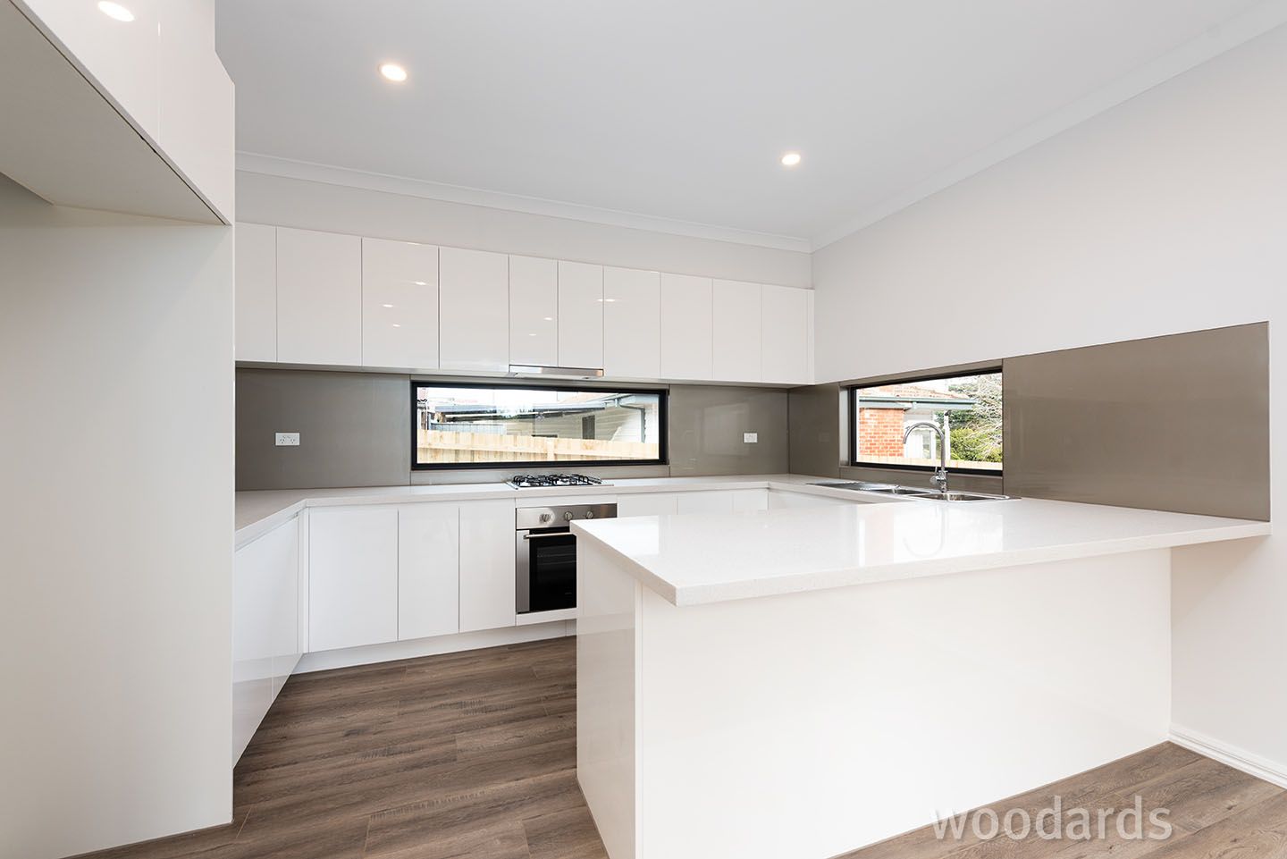 3 bedrooms Townhouse in 2/5 Heywood Street RINGWOOD VIC, 3134