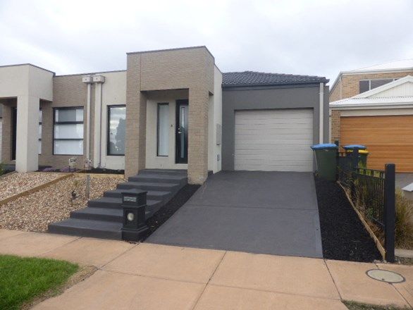 3 bedrooms Townhouse in 2/3 Ponsford Drive POINT COOK VIC, 3030