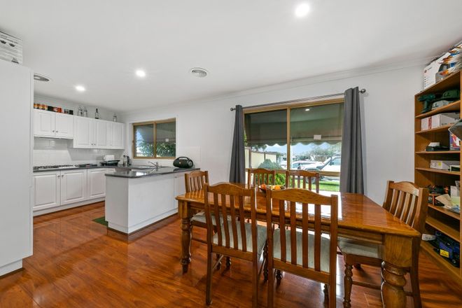 Picture of 1/8 Hayes Road, HAMPTON PARK VIC 3976