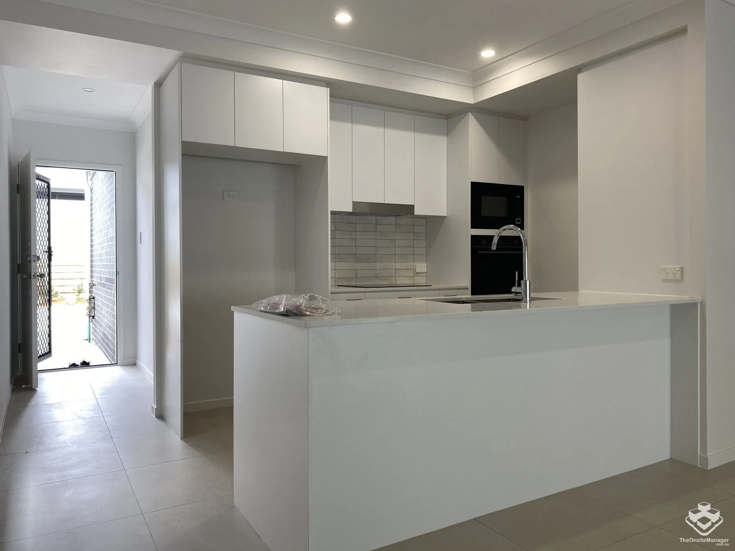 Additional image 2 of ID:21169483/2 Jordin St, Browns Plains QLD 4118