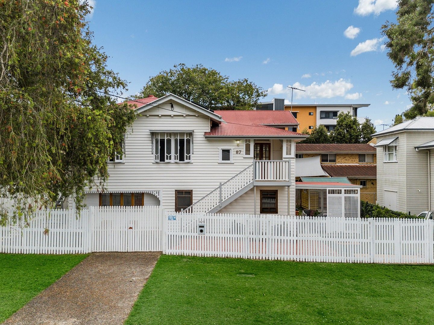 3 bedrooms House in 87 Primrose Street SHERWOOD QLD, 4075