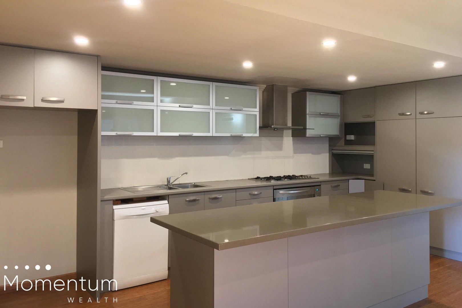 4 bedrooms House in 2 Akrasion Green VICTORIA PARK WA, 6100