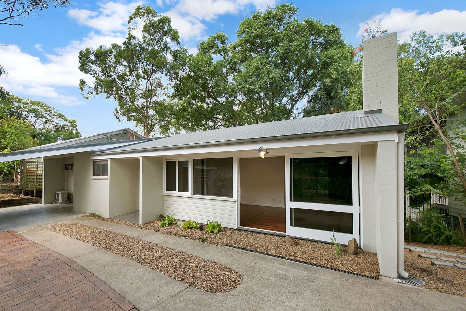 76 Ludlow St, Chapel Hill QLD 4069, Image 1