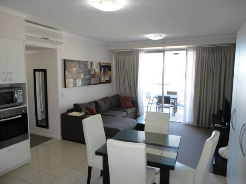 Unit 802 'Aspire ' 11 Ellenborough St, IPSWICH QLD 4305, Image 0