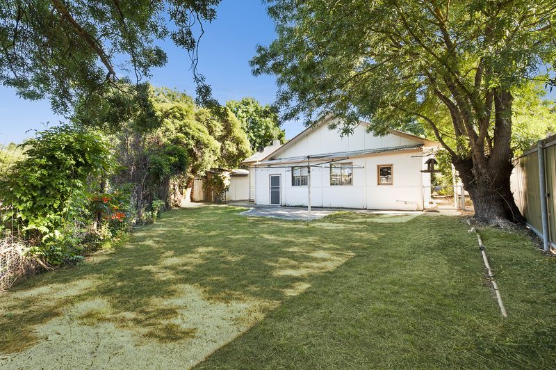 6 Cowslip Street, Violet Town VIC 3669, Image 2