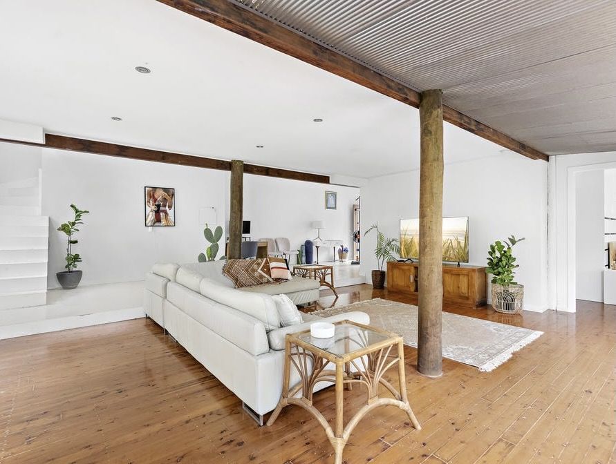 4 bedrooms House in 14 Alkira Street TUGUN QLD, 4224