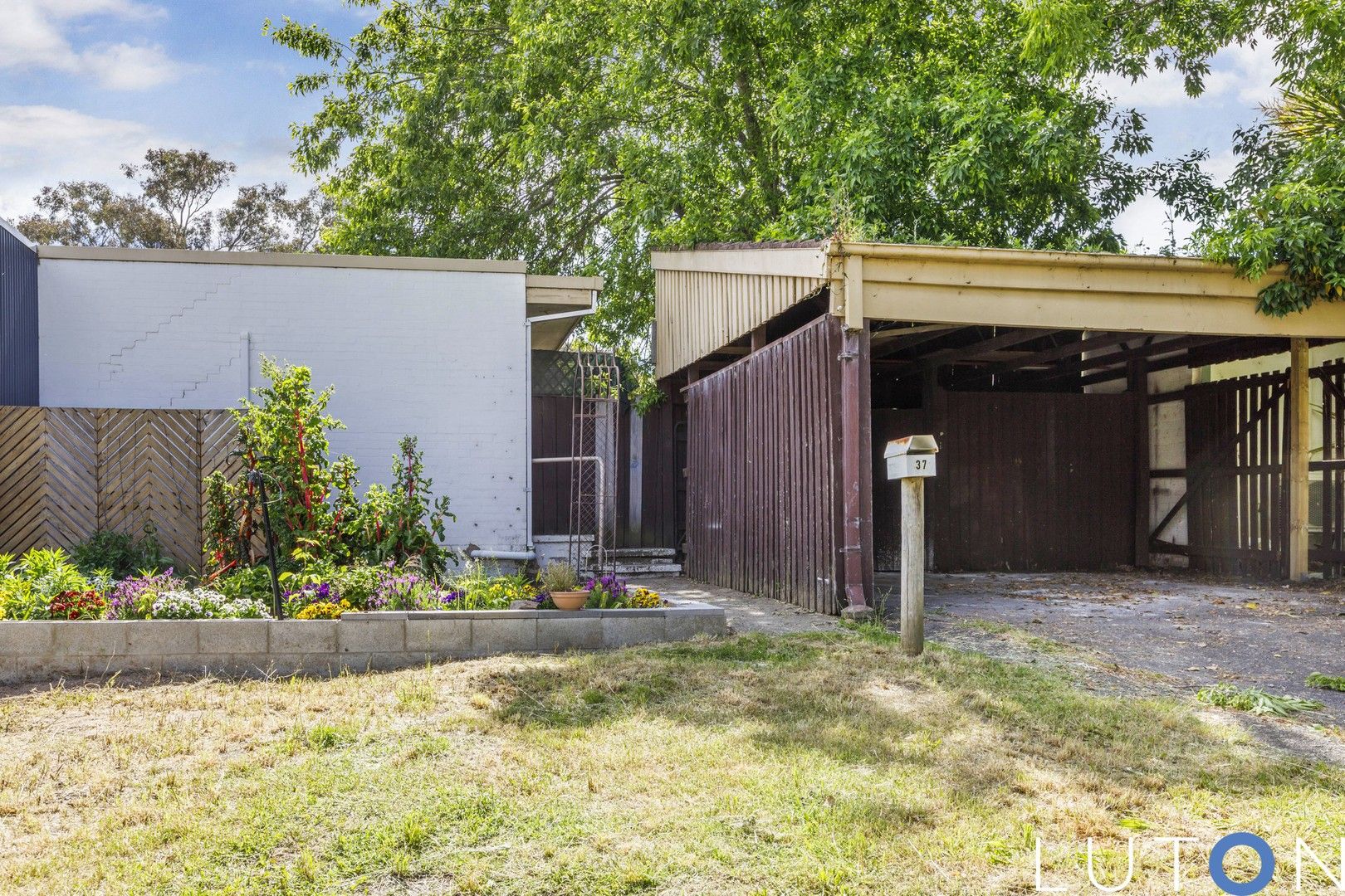 37 Bosworth Circuit, Kambah ACT 2902, Image 0