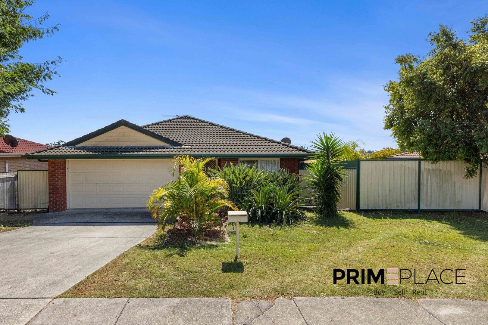 4 bedrooms House in 14 Whipbird Street BELLBIRD PARK QLD, 4300