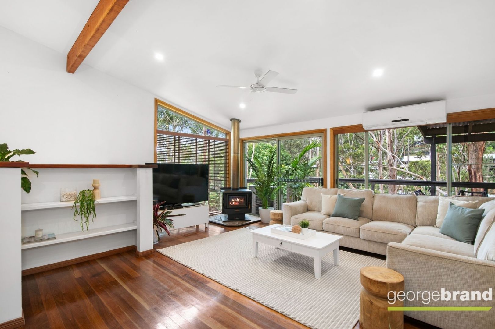 15 Solander Road, Avoca Beach NSW 2251, Image 1