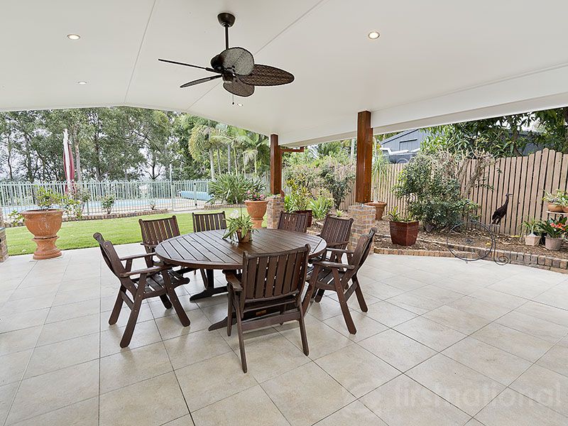 42 Daniel Drive, Albany Creek QLD 4035, Image 2