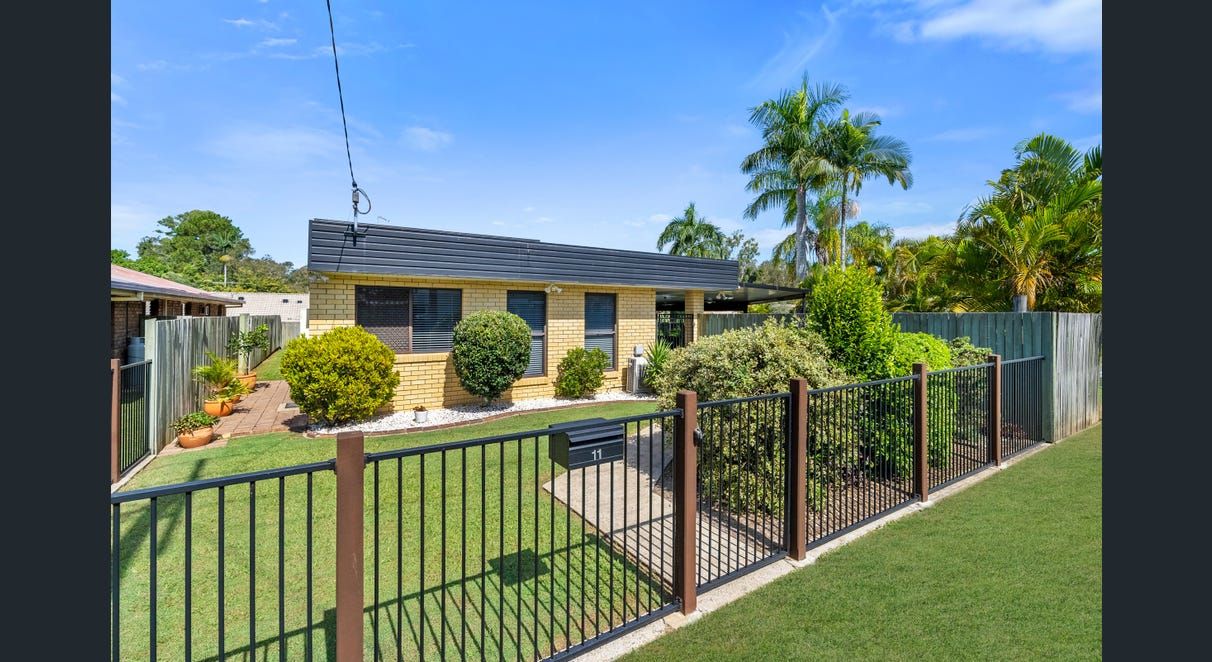 4 bedrooms House in 11 Oakview Court KALLANGUR QLD, 4503