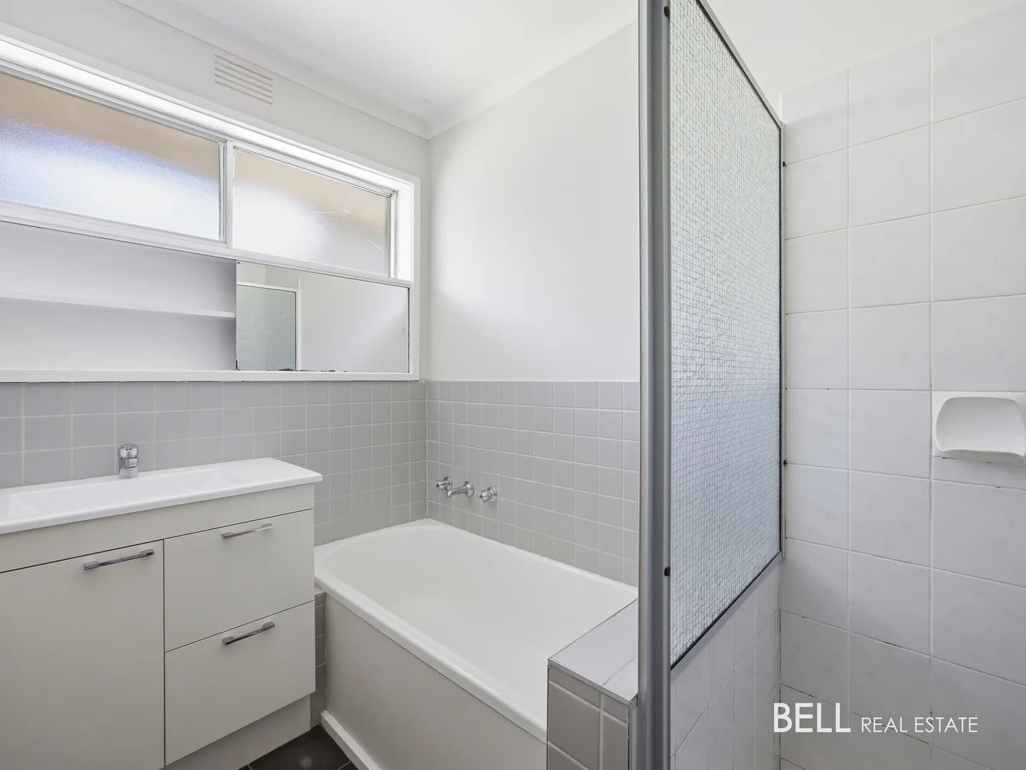 Additional image 8 of 18 St James Avenue, Montrose VIC 3765