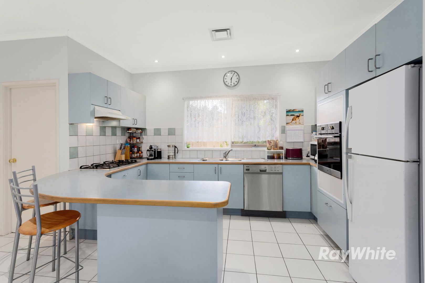 2/2 Porter Road, Carnegie VIC 3163, Image 1