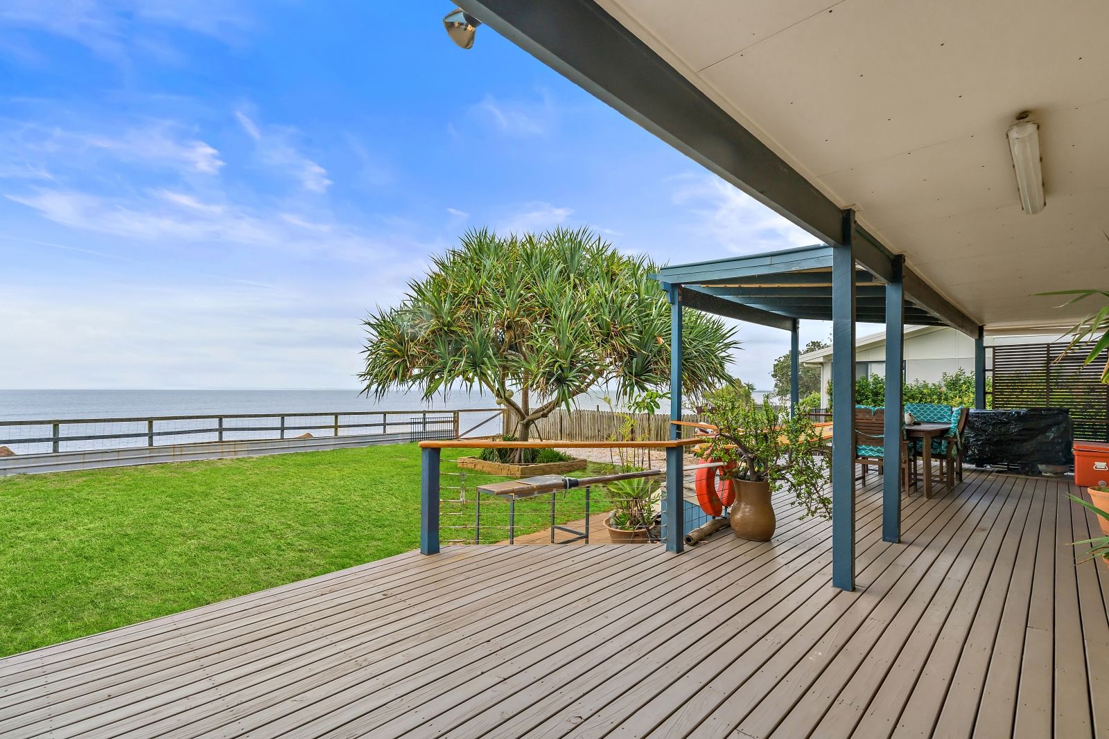 28 Bayside Drive, Beachmere Property History & Address Research Domain