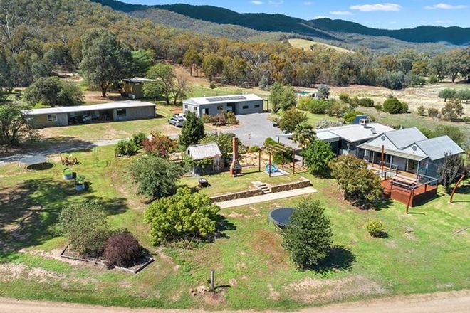 Picture of 971 Buckland Gap Rd, MURMUNGEE VIC 3747