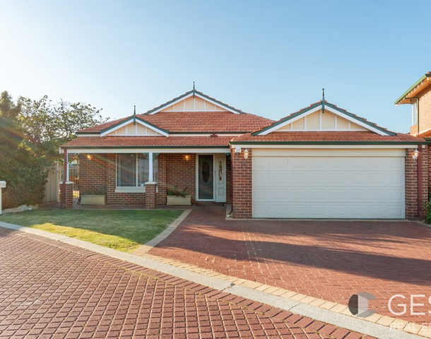 14 Hotham Crescent, Alexander Heights WA 6064