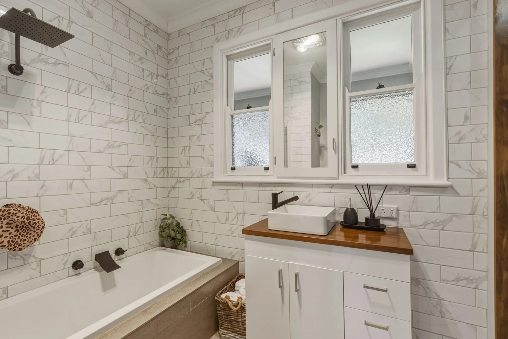 Additional image 8 of 566 Napier Street, White Hills VIC 3550