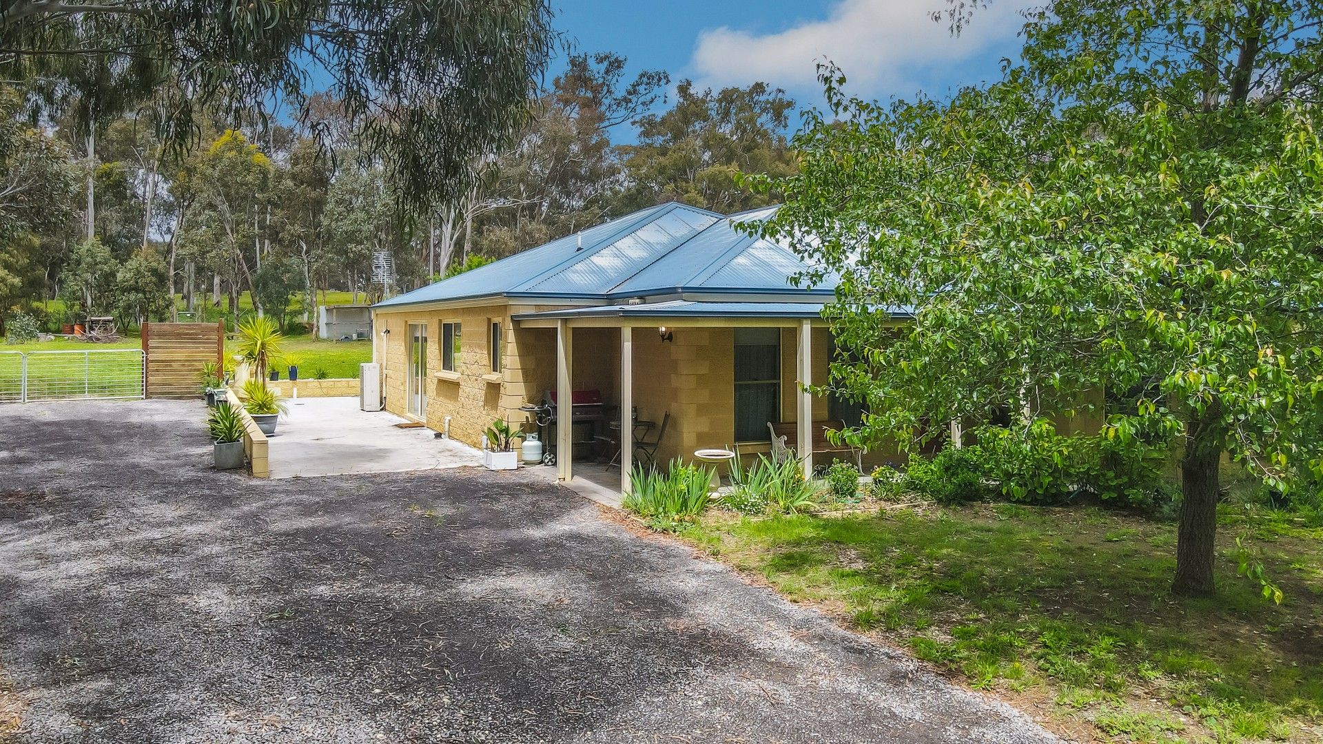 22 Eleanor Drive, Campbells Creek VIC 3451, Image 0