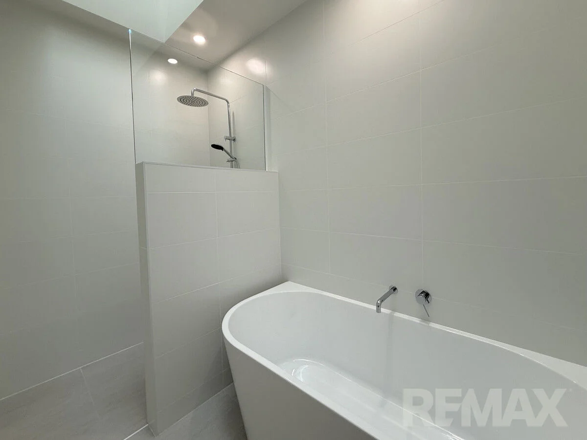 Additional image 11 of 2/17 Tooleybuc Street, Gobbagombalin NSW 2650