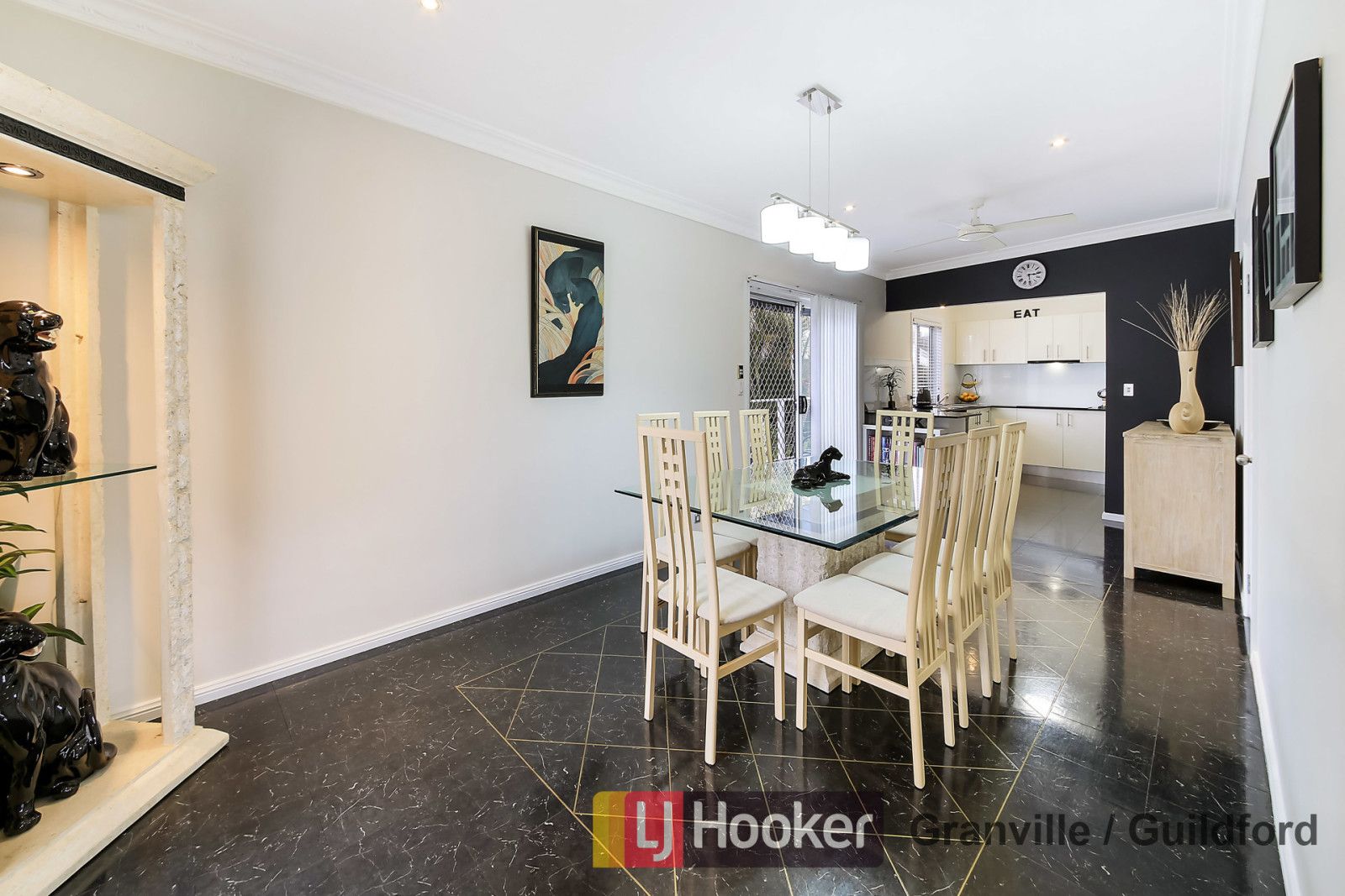 7 Winston Avenue, Guildford NSW 2161, Image 2