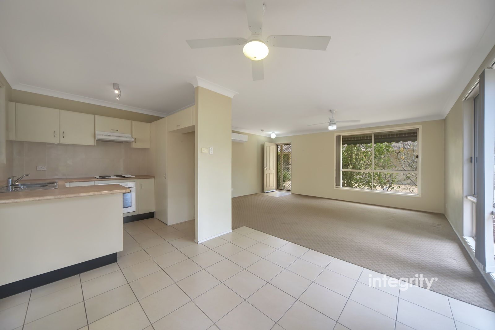 1/76 Hillcrest Avenue, South Nowra NSW 2541, Image 2