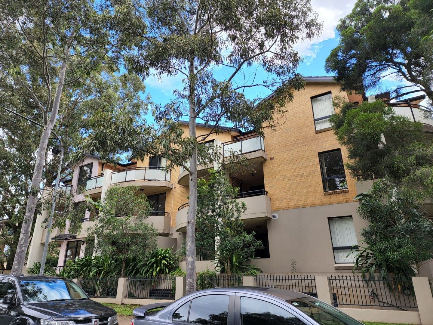 2 bedrooms Apartment / Unit / Flat in 9/68 Newman Street MERRYLANDS NSW, 2160