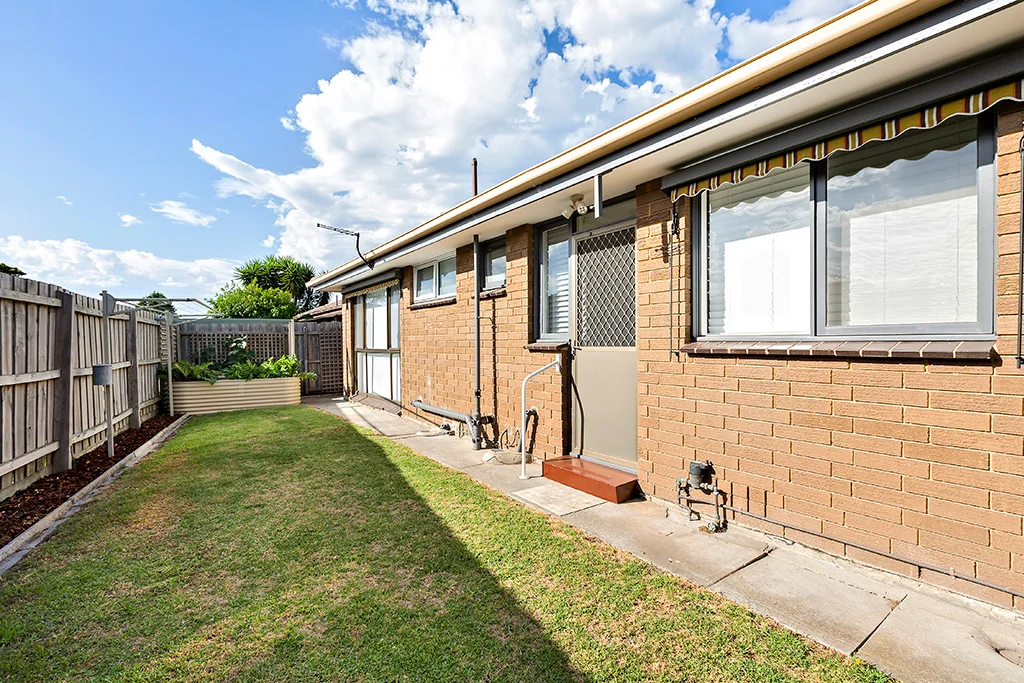 Additional image 6 of 4/29 Broadway, Bonbeach VIC 3196