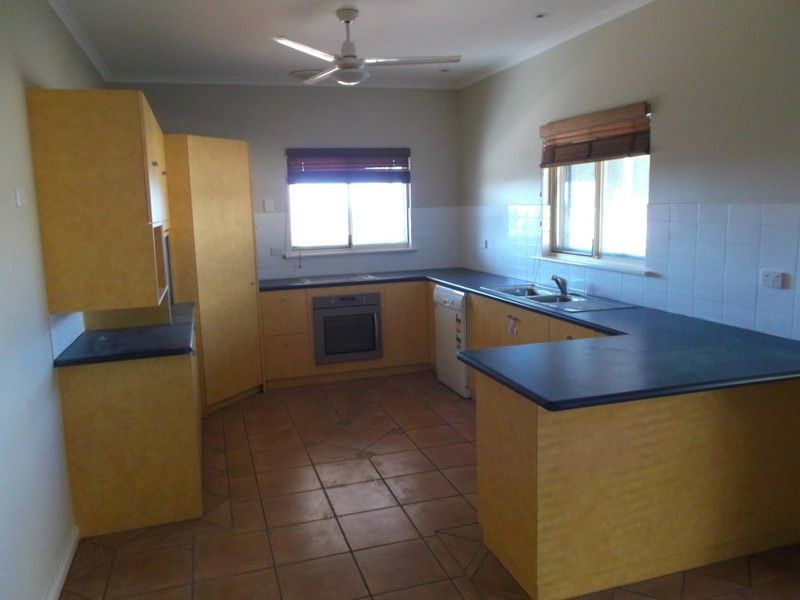 13 Greene Place, South Hedland WA 6722, Image 2