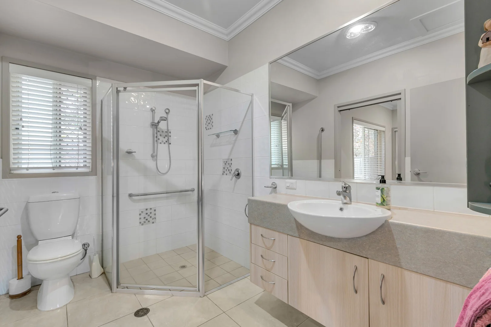 Additional image 7 of 19/119 Sugarwood Street, Moggill QLD 4070