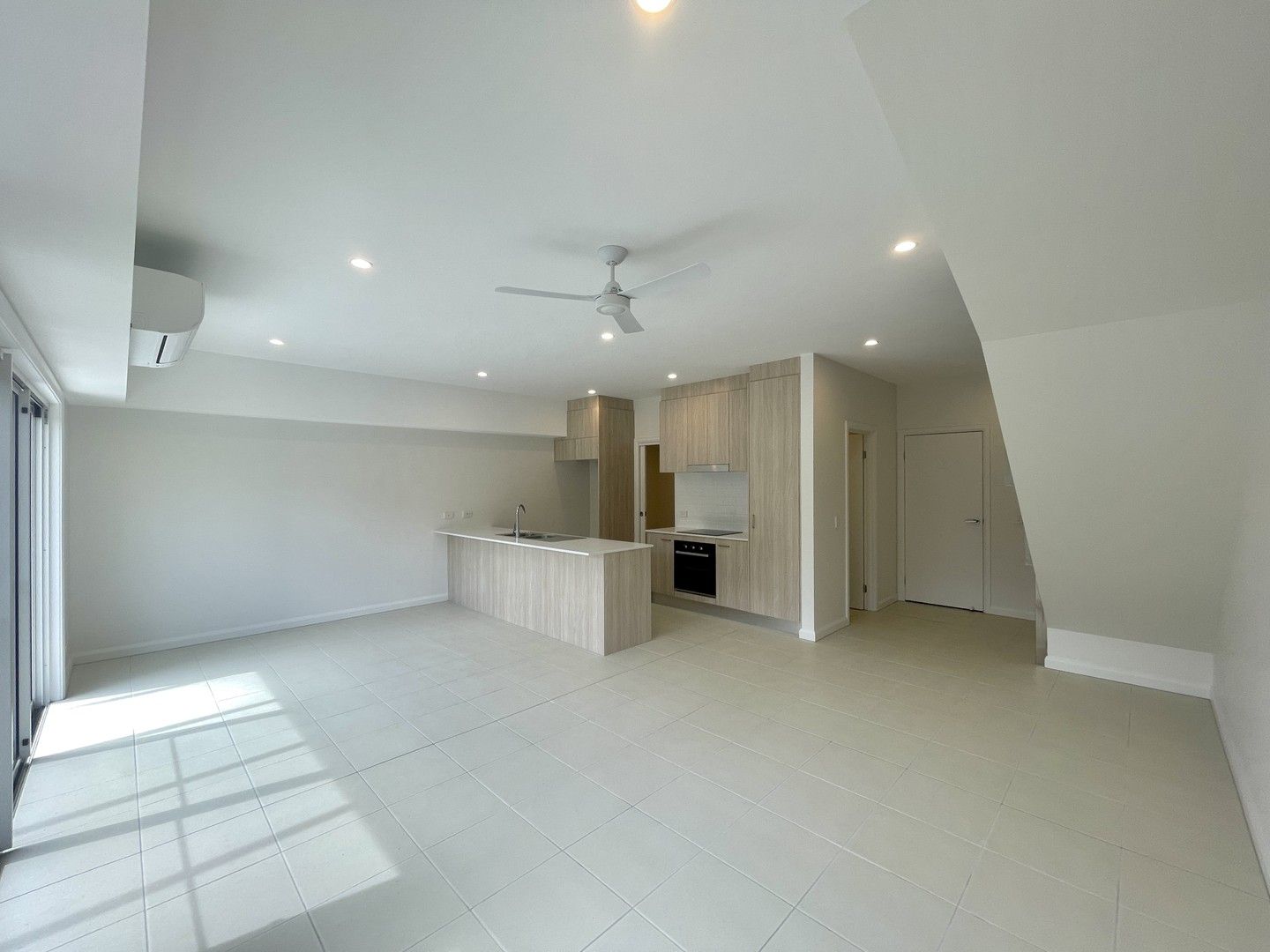 3 bedrooms Townhouse in 31/138 Central Street LABRADOR QLD, 4215