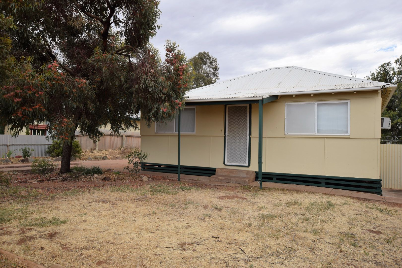 16 West Terrace, Quorn SA 5433