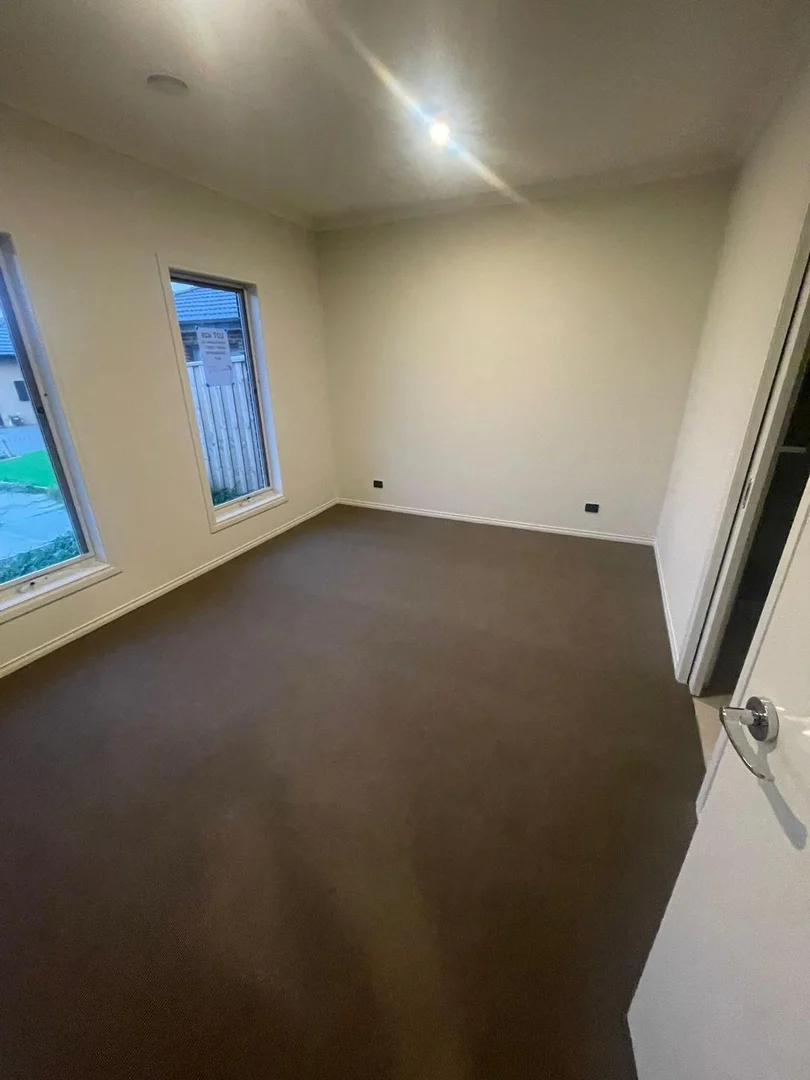 Additional image 2 of Cranbourne East VIC 3977