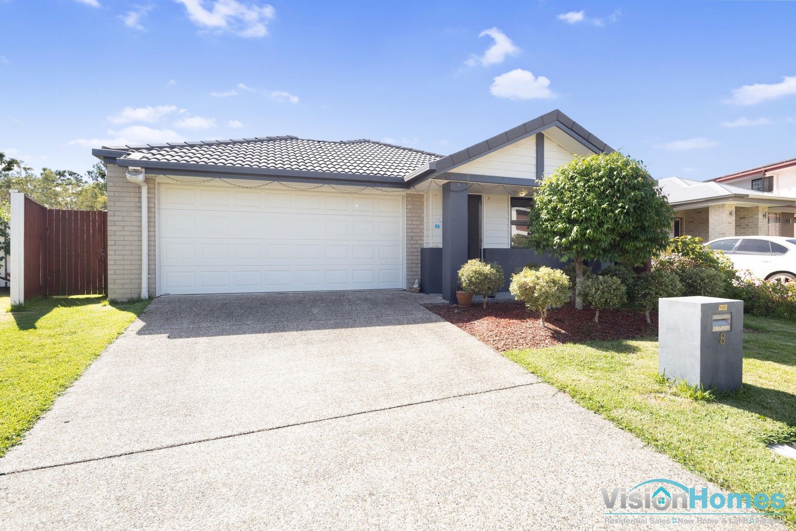 3 bedrooms House in 8 Serpentine Close FITZGIBBON QLD, 4018