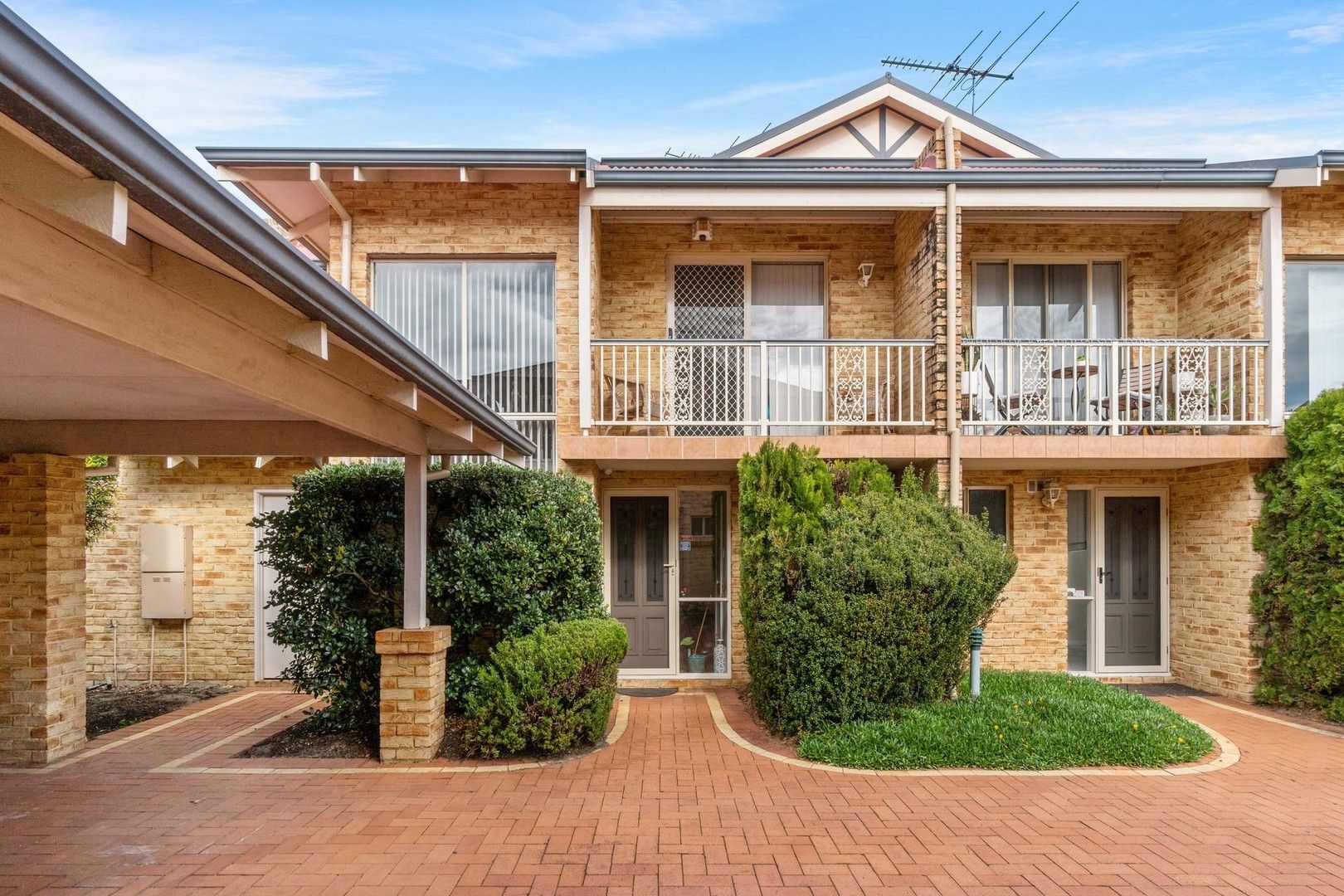 3 bedrooms Townhouse in 4/145 Carr Street WEST PERTH WA, 6005