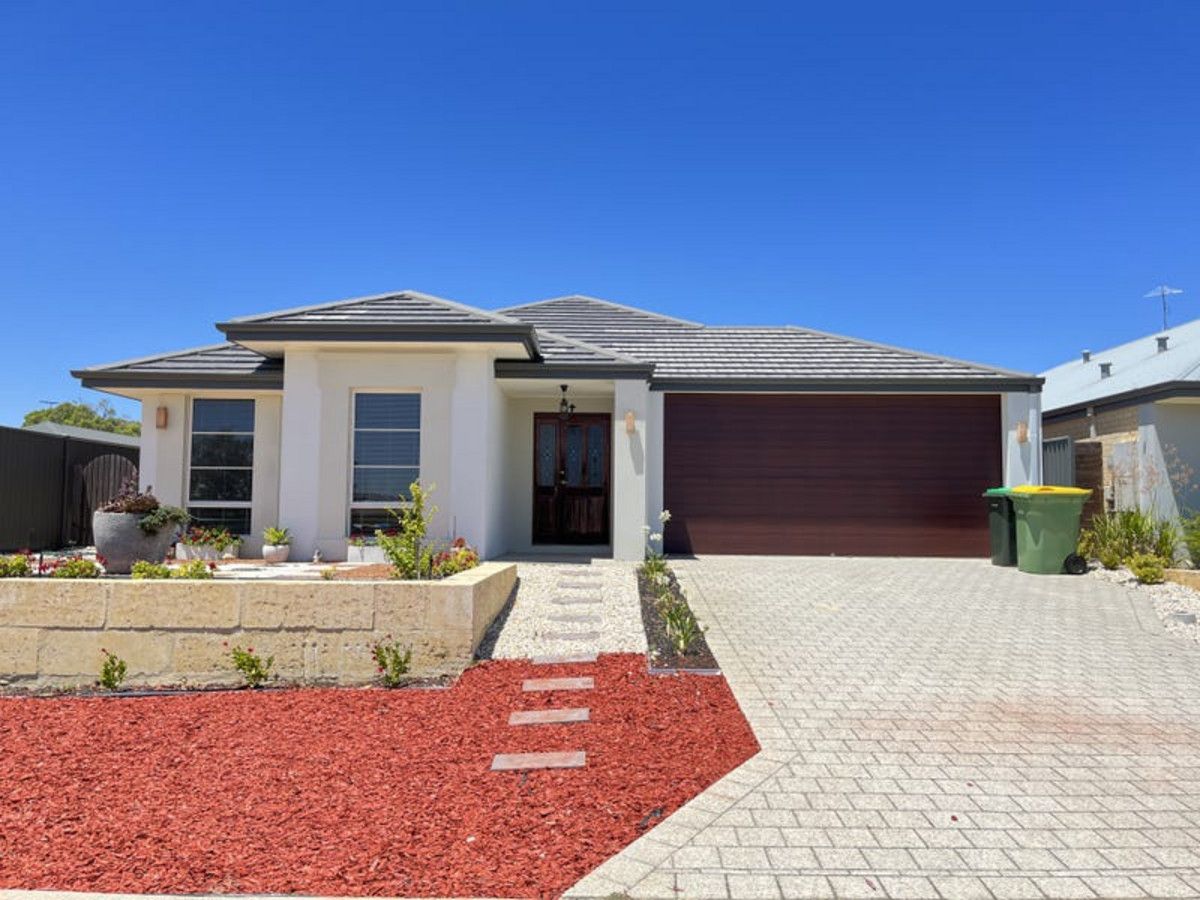 4 bedrooms House in 13 Holbeck Way BALDIVIS WA, 6171