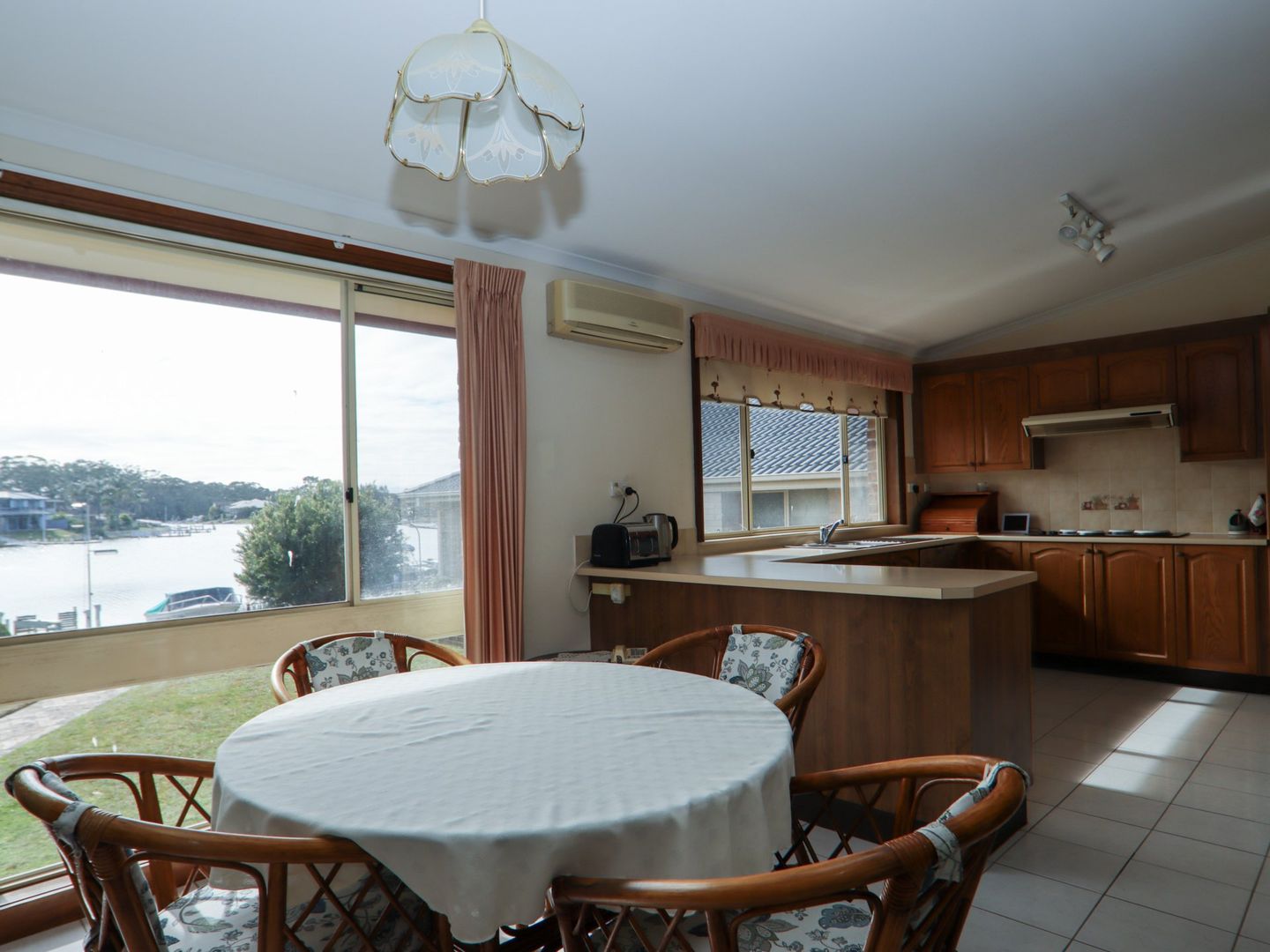 25 Dotterel Place, Sussex Inlet NSW 2540, Image 2