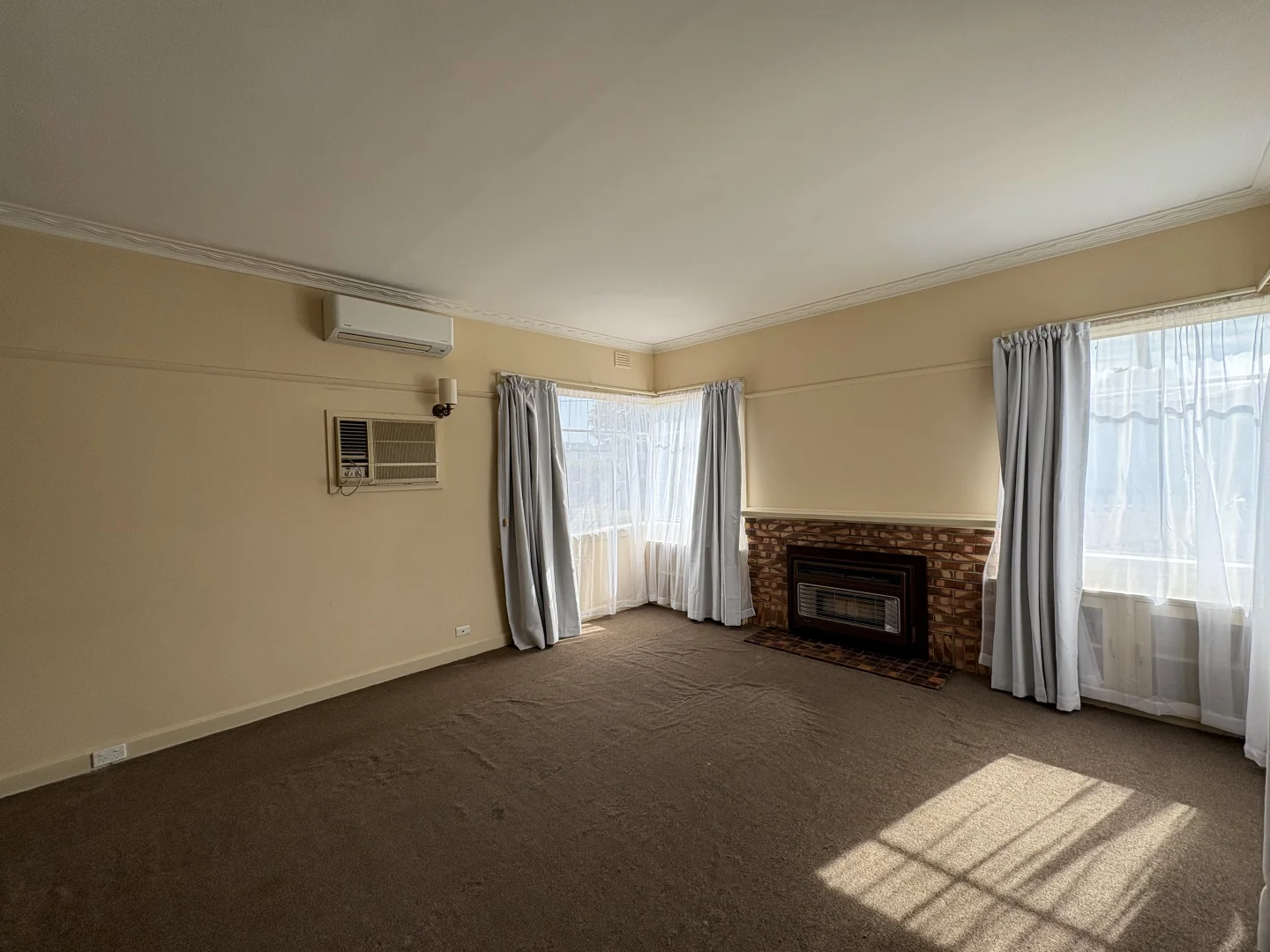 Additional image 2 of 1/9 Woodstock Road, Mount Waverley VIC 3149