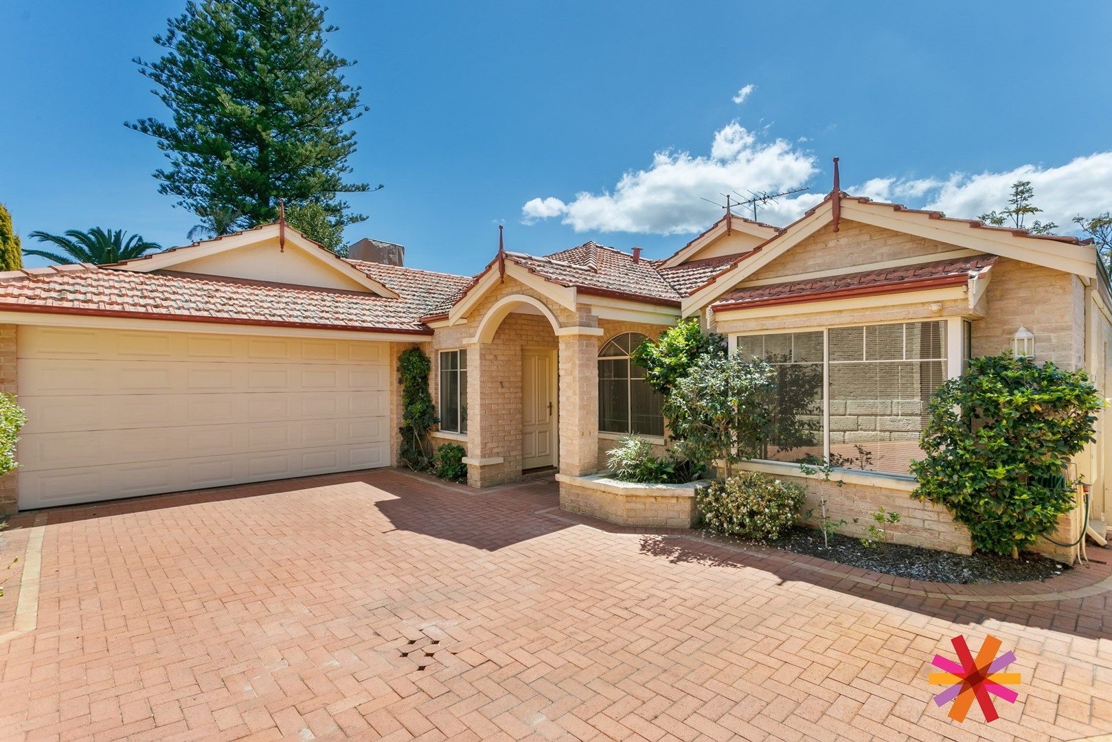 54a Tweeddale Road, Applecross WA 6153, Image 0