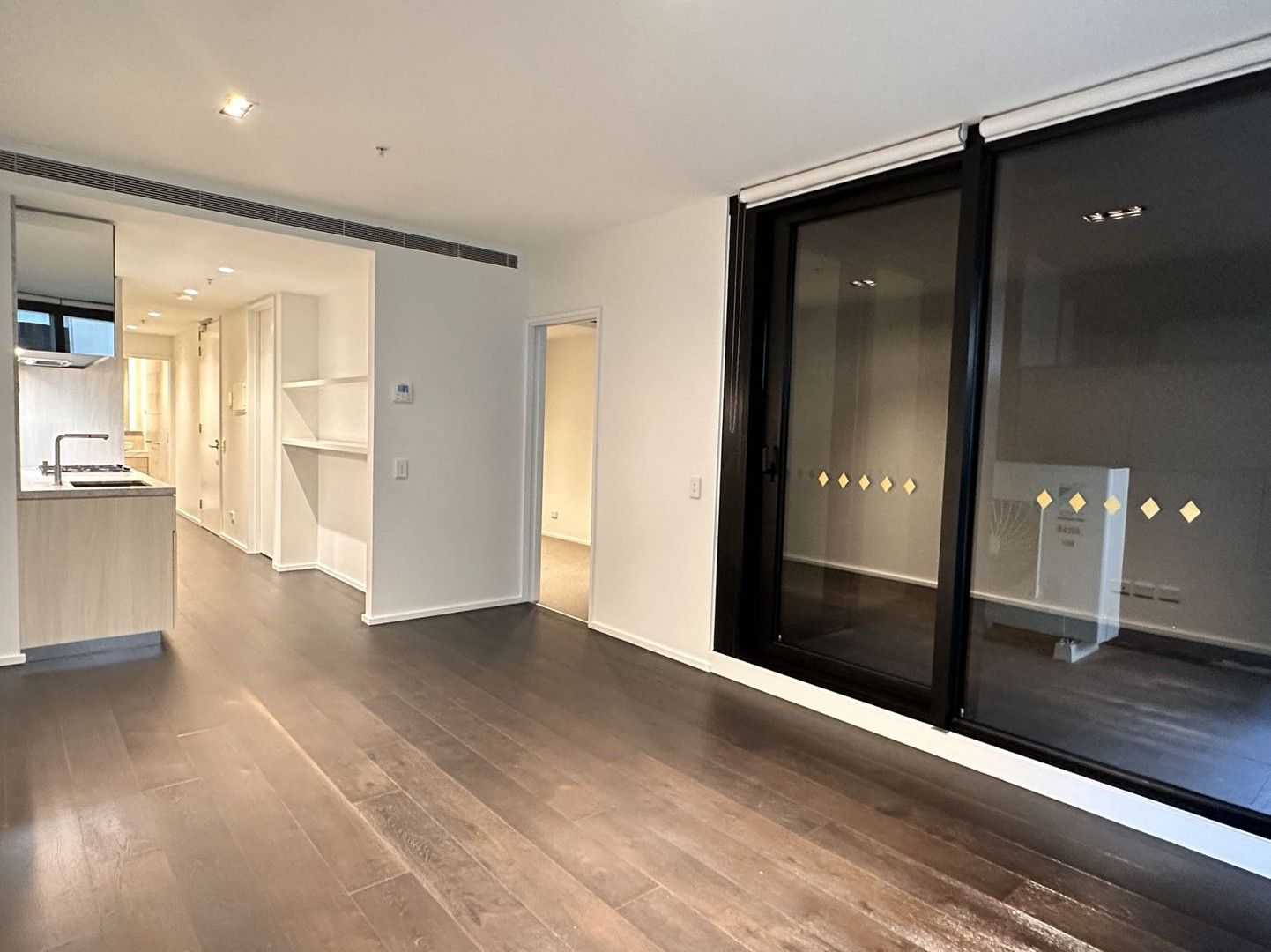 1 bedrooms Apartment / Unit / Flat in 114/20 Queens Road MELBOURNE VIC, 3000